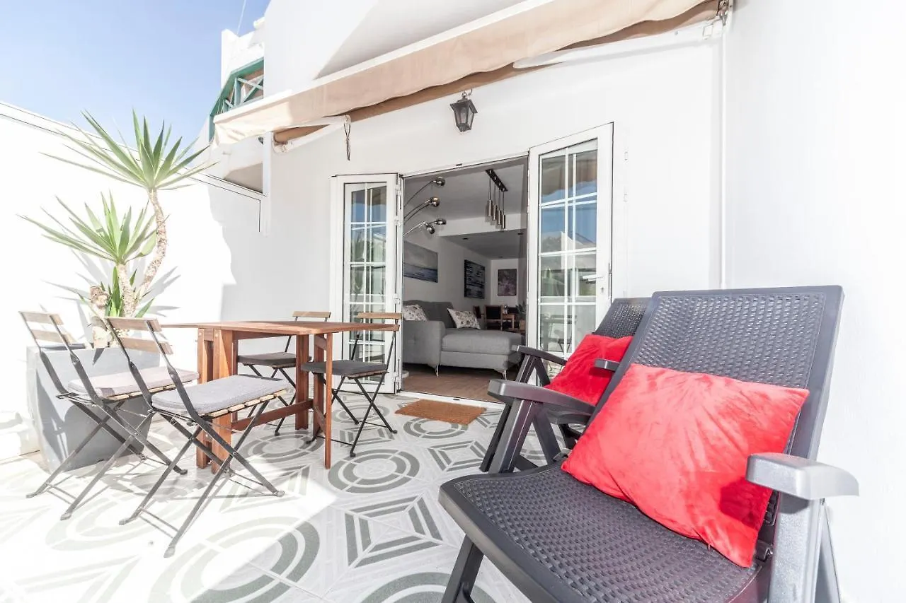 Luxury Apartment Gueldera Playa Honda  Spain